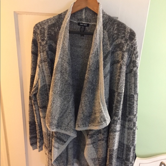 Cozy Cardigan - Picture 2 of 4
